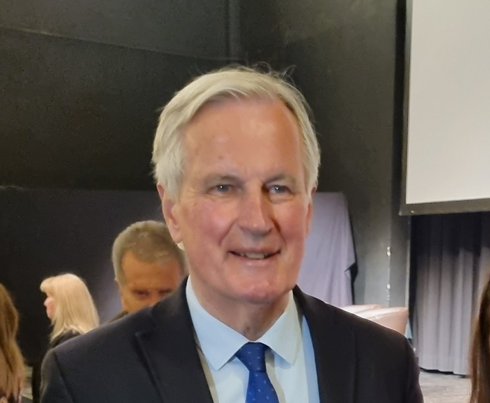 Barnier signe la lettre de garantie pour les JOs